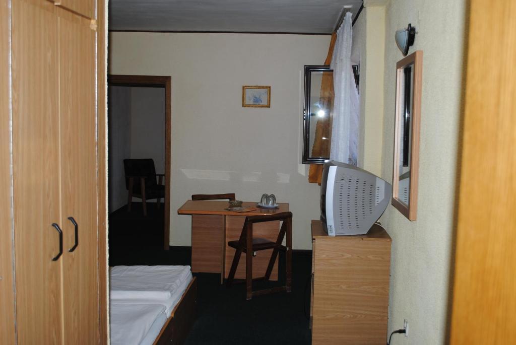 Hotel West Scheia Rom bilde
