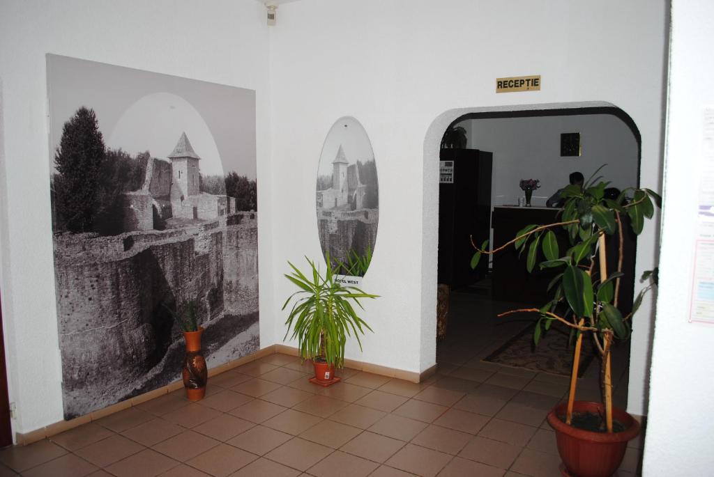 Hotel West Scheia Eksteriør bilde